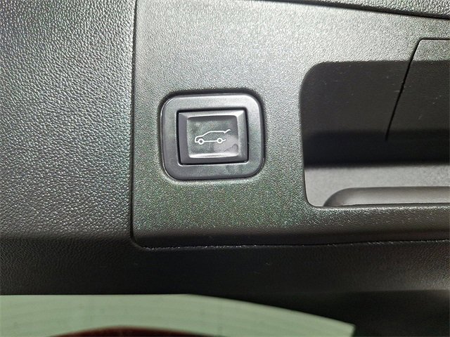 Used 2018 Cadillac XT5 Premium Luxury image 28