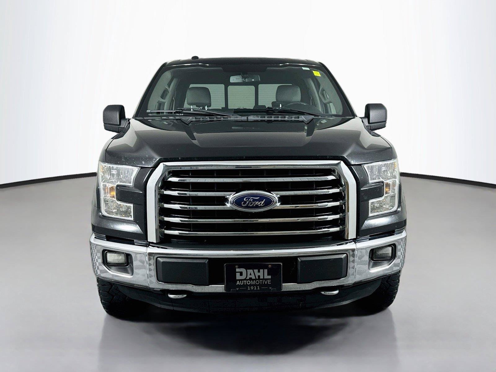 Used 2016 Ford F150 XLT w/ Equipment Group 302A Luxury AWD/4WD image 3