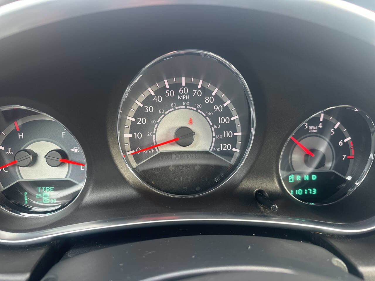 Used 2011 Chrysler 200 Touring image 9