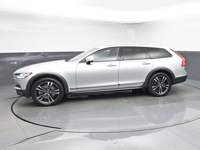 Used 2018 Volvo V90 T5 Cross Country w/ Plus Package AWD/4WD image 4