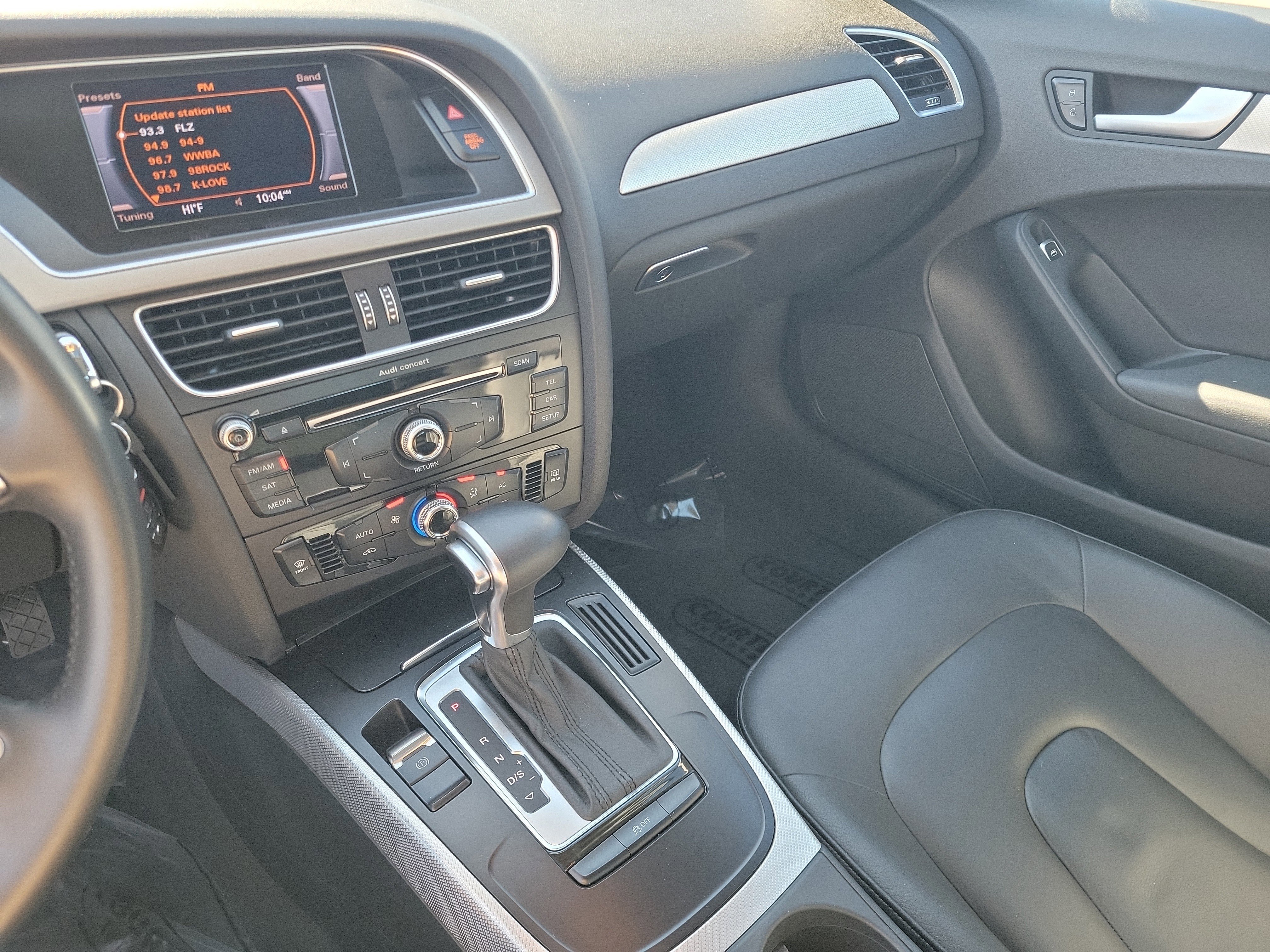 Used 2013 Audi A4 2.0T Premium w/ Convenience Pkg image 24