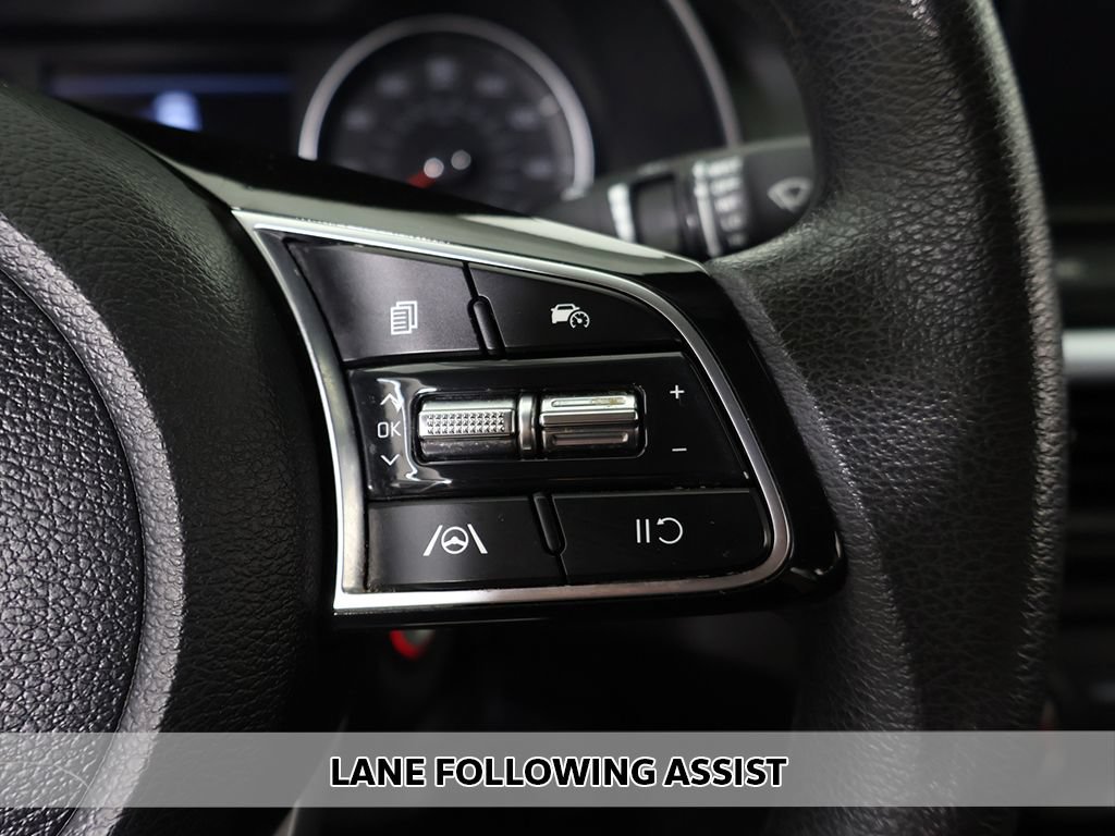 Used 2022 Kia Forte LXS w/ LXS Technology Package FWD image 3