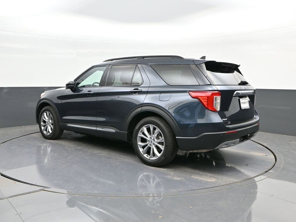 Certified 2023 Ford Explorer XLT w/ Equipment Group 202A image 5