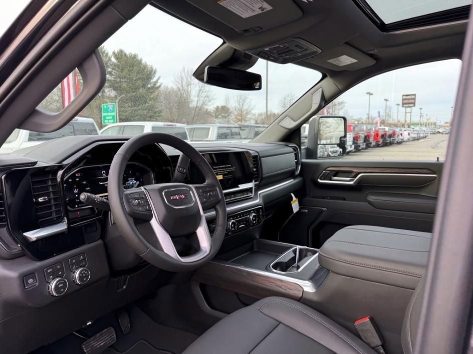 New 2026 GMC Sierra 2500 SLT w/ SLT Premium Package image 10