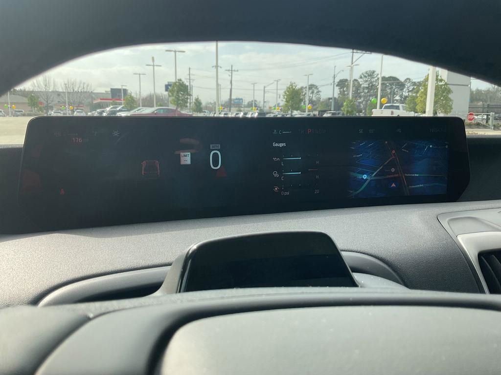 Used 2025 Ford Expedition Max Active image 35