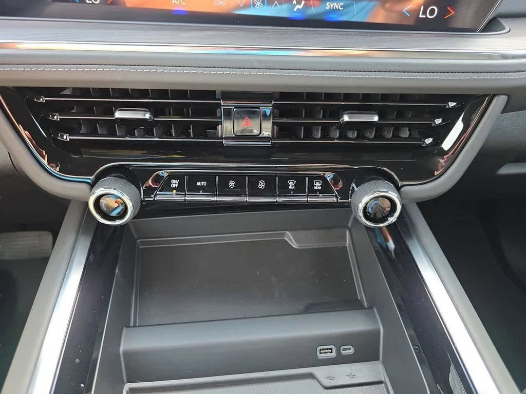 New 2026 Chevrolet Tahoe LS RWD image 18