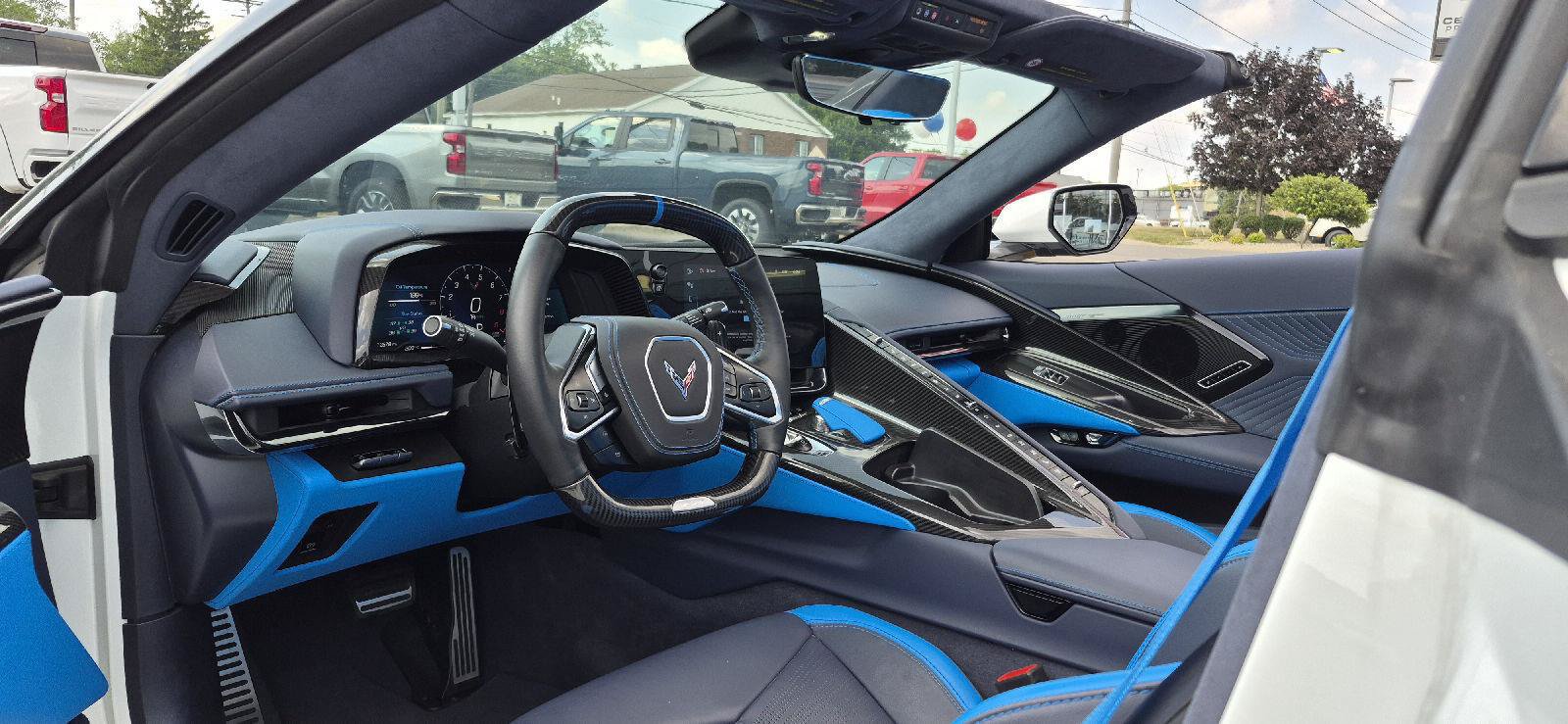 Used 2025 Chevrolet Corvette ZR1 w/ ZR1 Carbon Fiber Aero Package RWD image 5