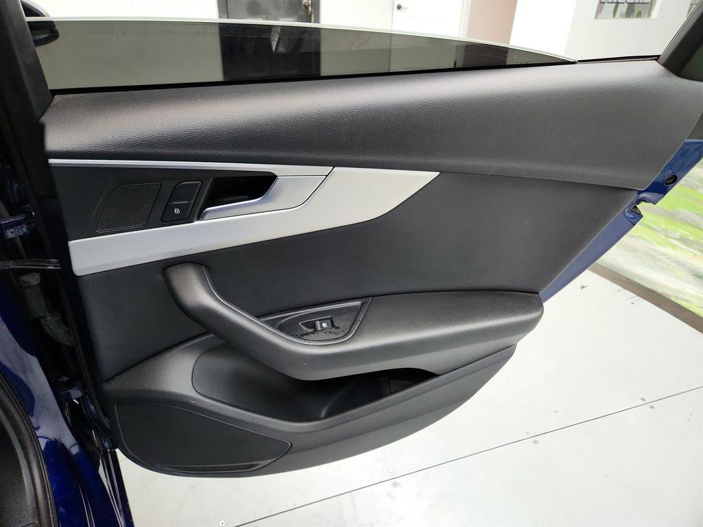 Used 2017 Audi A4 2.0T Ultra Premium w/ Convenience Package image 29