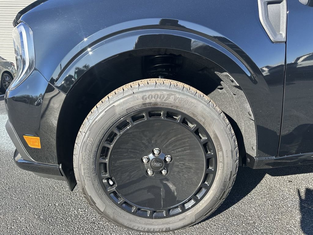 New 2026 Ford Maverick Lobo image 16