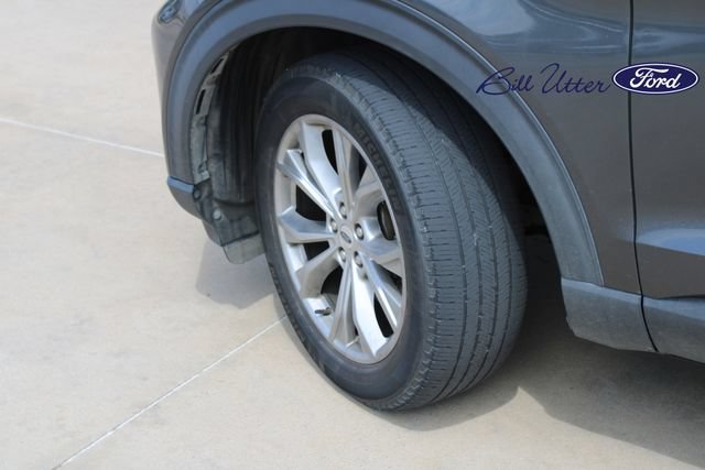 Used 2020 Ford Explorer XLT w/ Equipment Group 202A AWD/4WD image 9