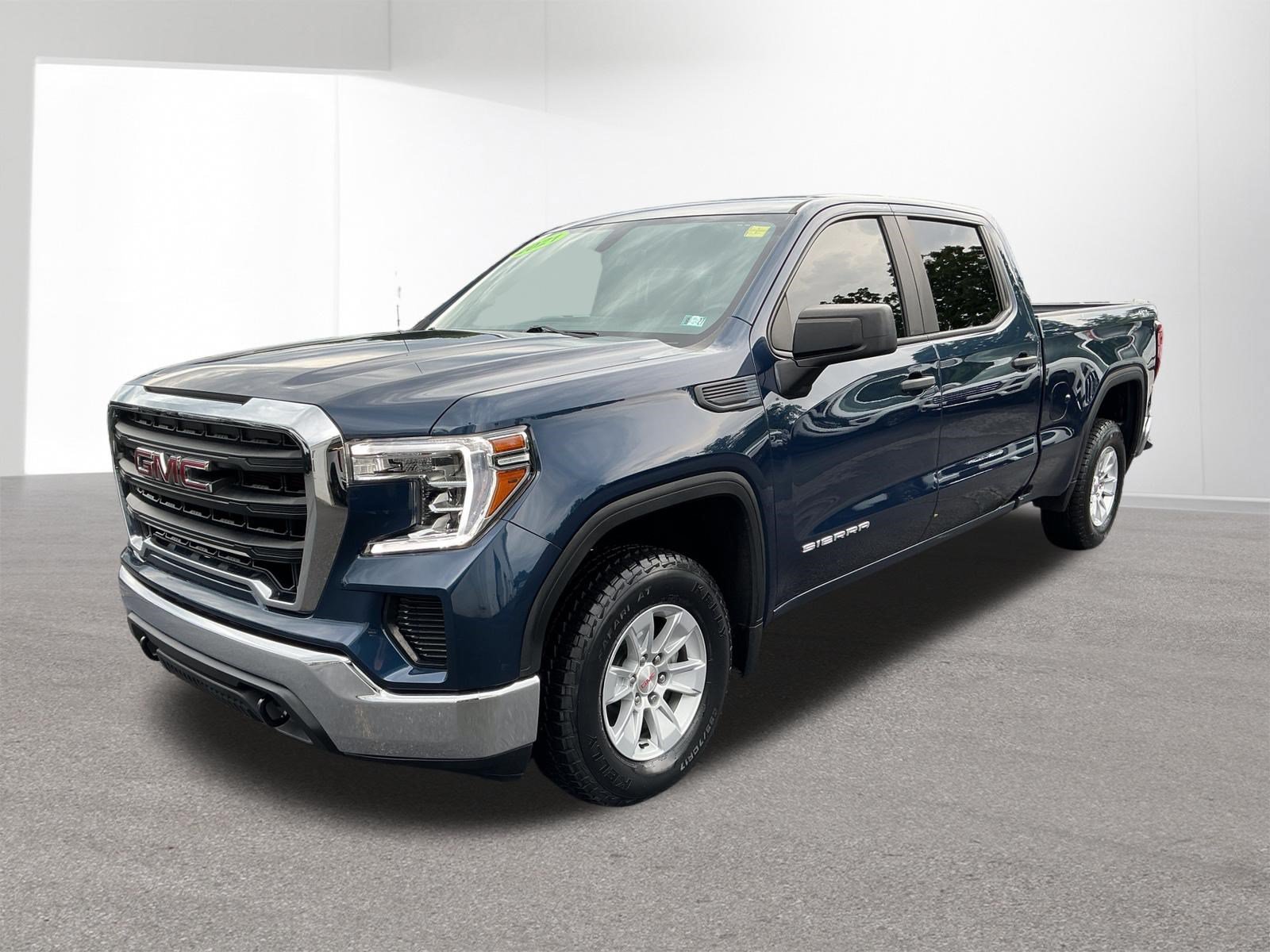 Used 2021 GMC Sierra 1500 4x4 Crew Cab w/ Sierra Value Package image 7