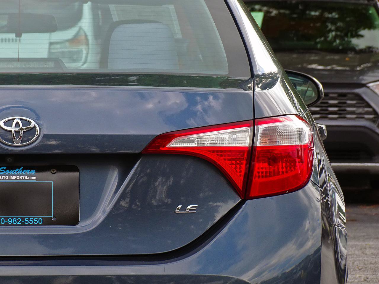 Used 2014 Toyota Corolla LE FWD image 15
