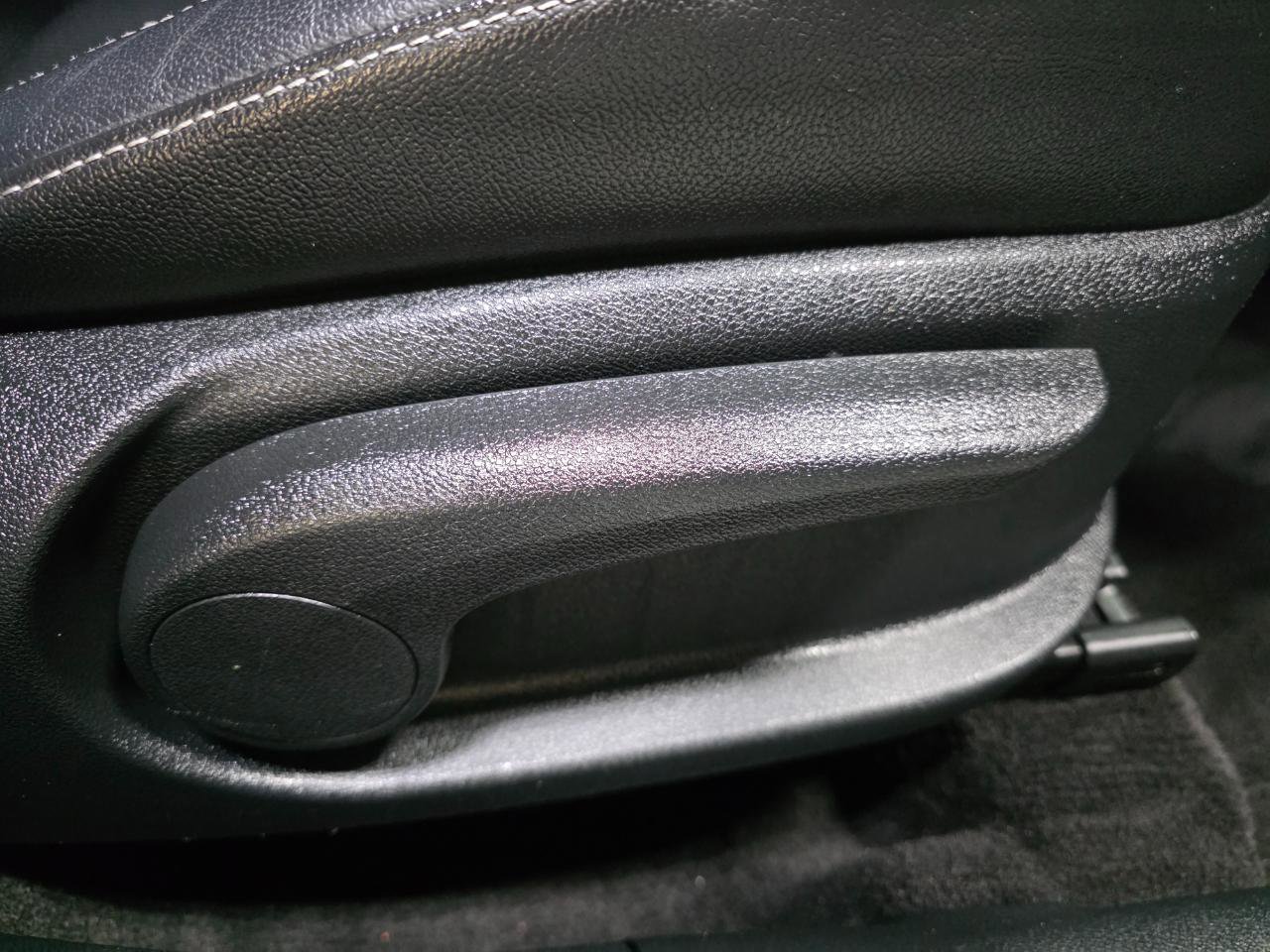 Used 2018 Kia Niro Touring image 25