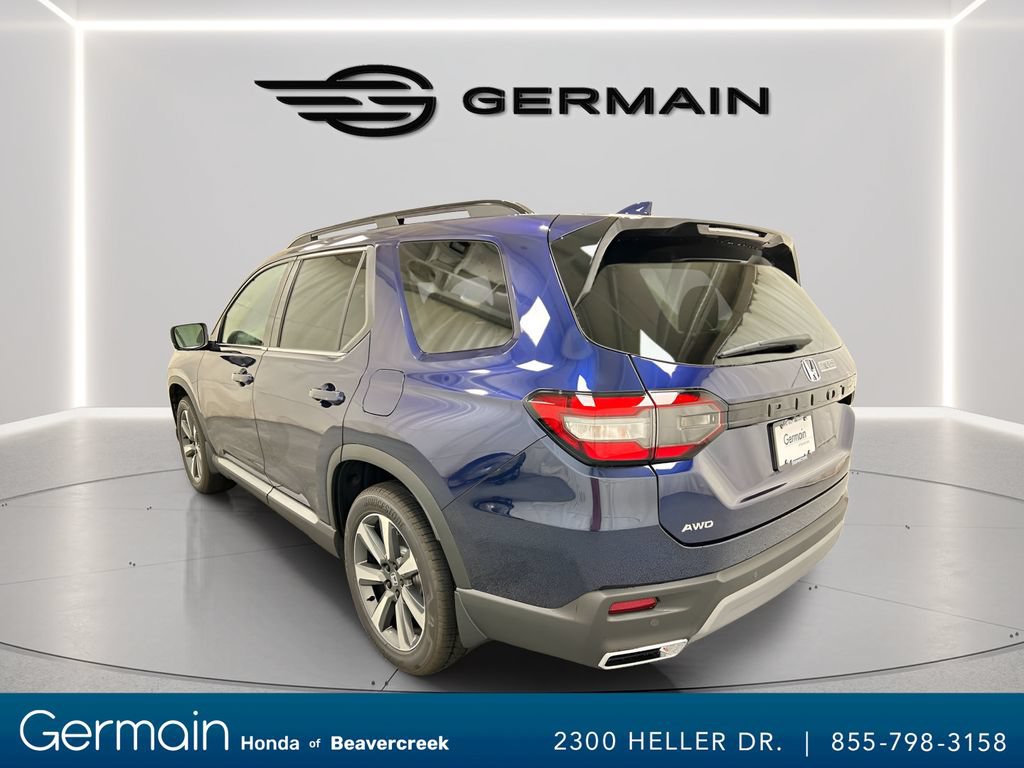 Used 2025 Honda Pilot Elite image 6