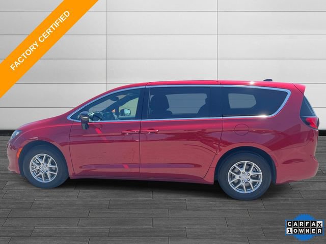 Used 2025 Chrysler Voyager LX FWD image 7