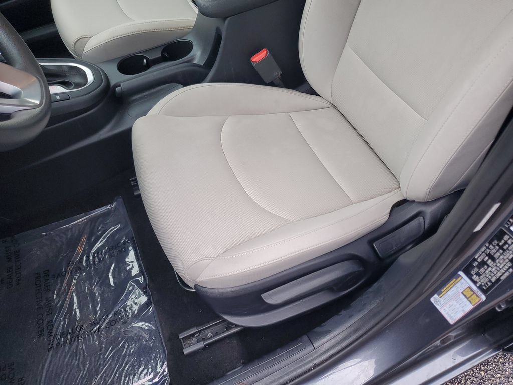 Used 2022 Kia Forte LXS FWD image 20