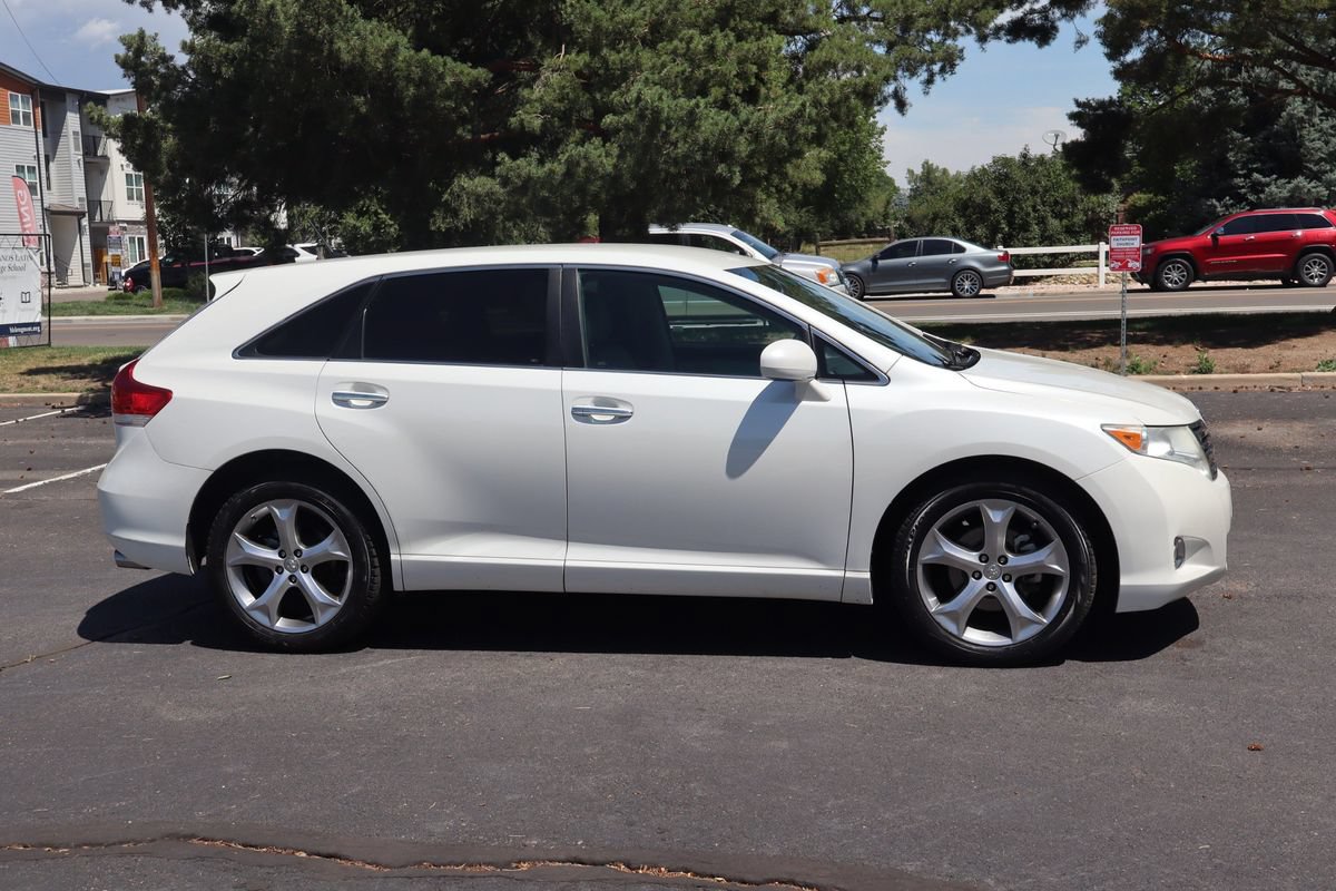 Used 2009 Toyota Venza AWD image 3