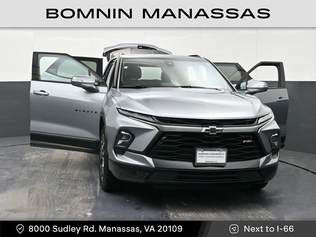 Used 2024 Chevrolet Blazer RS w/ Driver Confidence II Package image 43