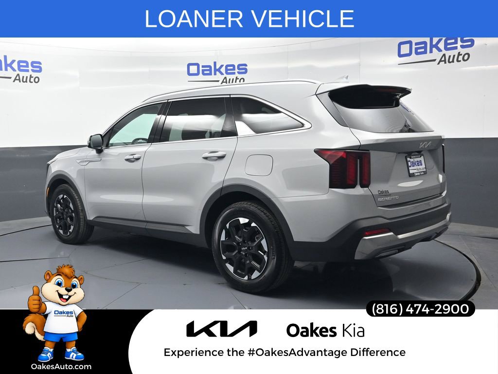Certified 2026 Kia Sorento S w/ S Panoramic Sunroof Package FWD image 5