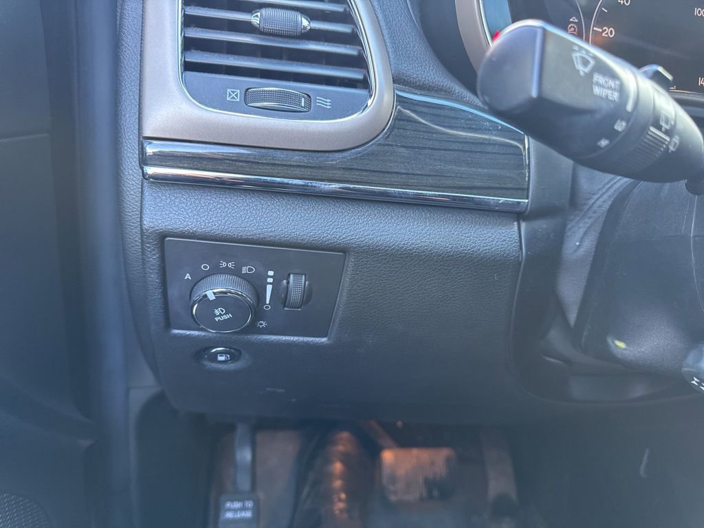 Used 2015 Jeep Grand Cherokee Overland image 44