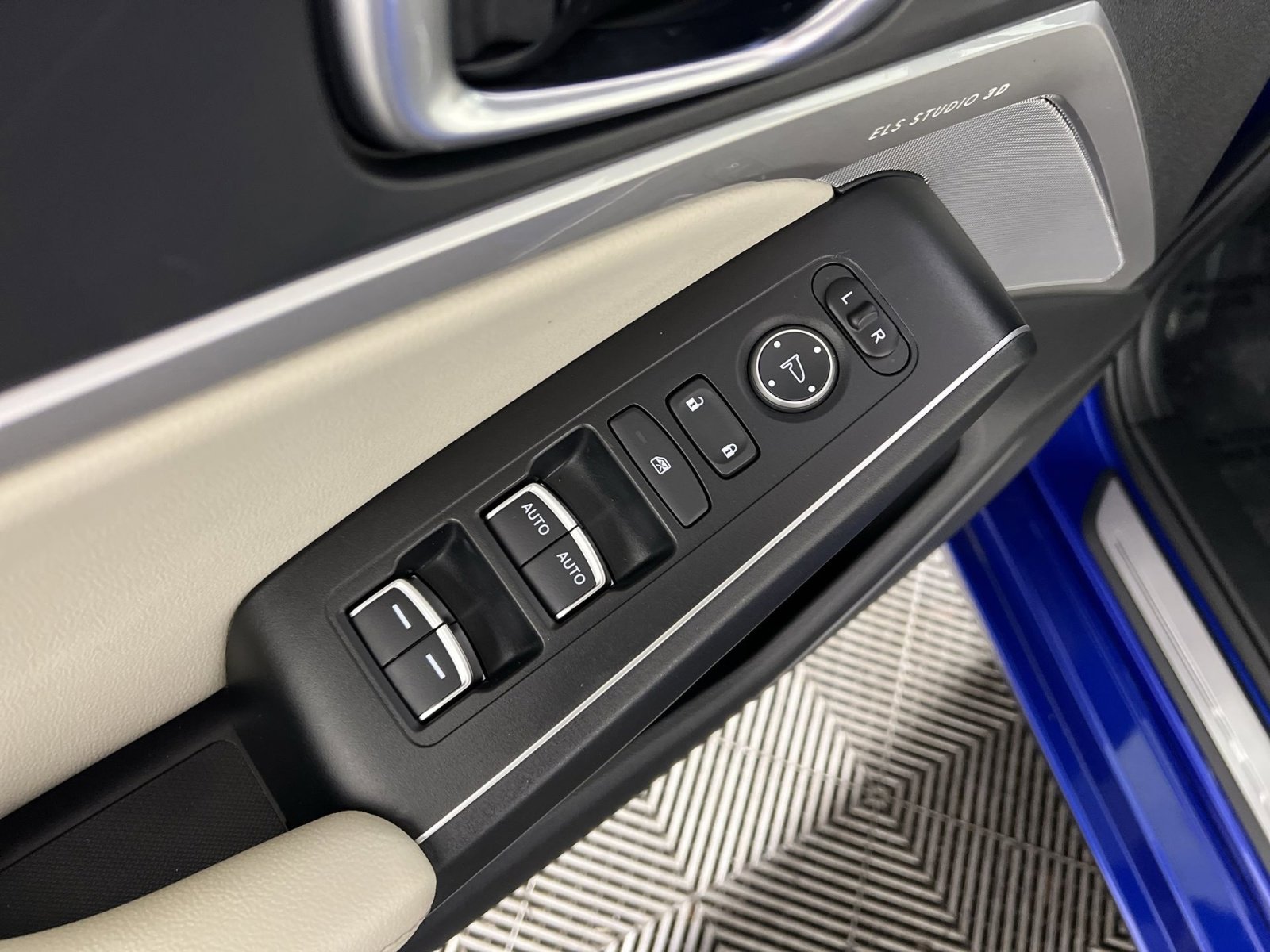 Used 2023 Acura Integra A-Spec image 15