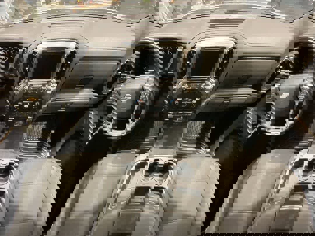 Used 2021 Chevrolet Silverado 1500 LT w/ Z71 Off-Road Package image 23