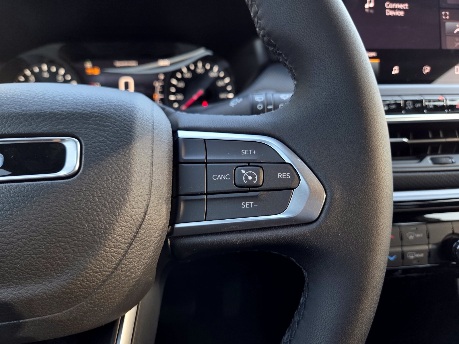 New 2026 Jeep Compass Latitude AWD/4WD image 42
