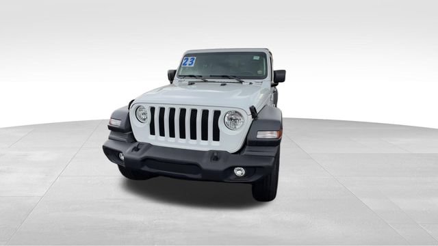 Used 2023 Jeep Wrangler Unlimited Sport AWD/4WD image 2