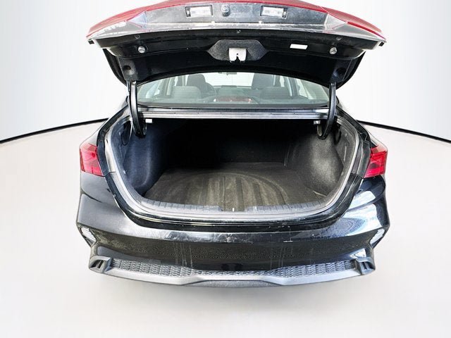 Certified 2023 Kia Forte LXS FWD image 23