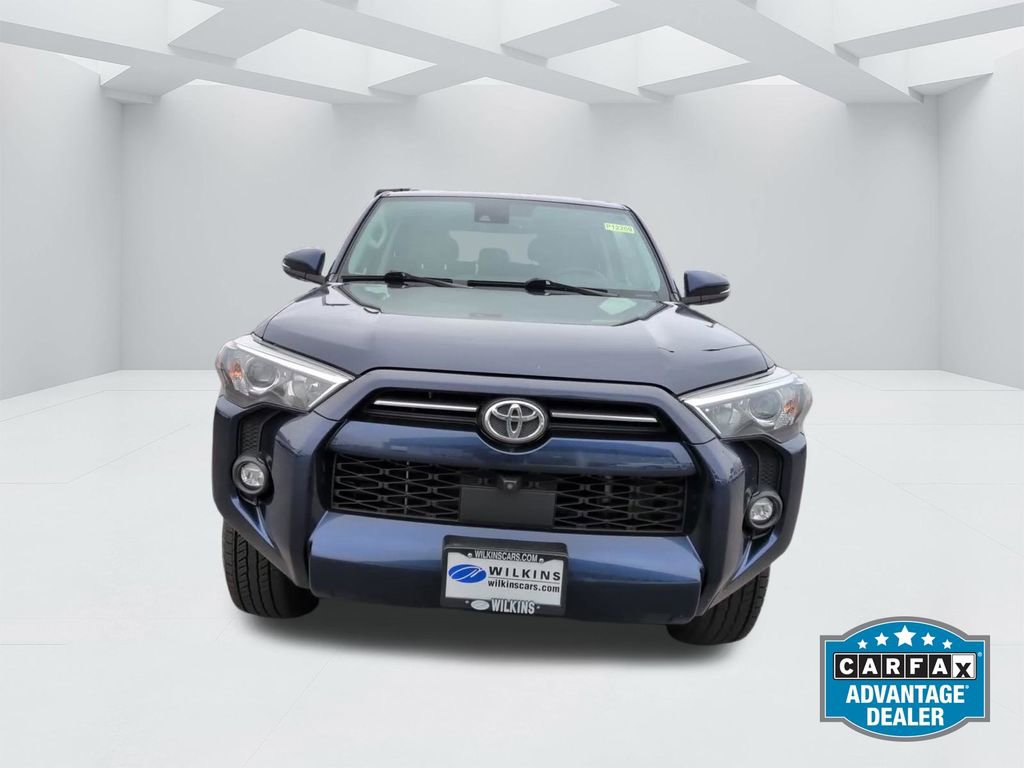 Used 2022 Toyota 4Runner SR5 Premium w/ Moonroof Package AWD/4WD image 10