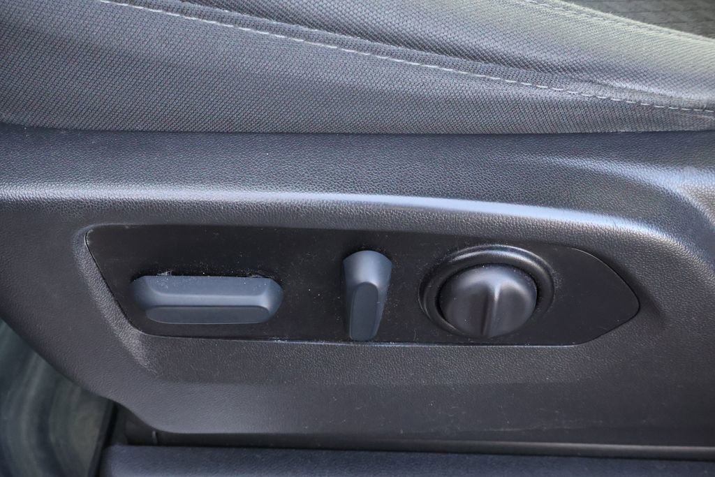 Used 2022 Chevrolet Silverado 1500 RST w/ Safety Package image 34