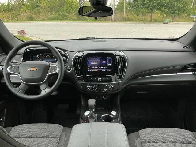 Used 2023 Chevrolet Traverse LT w/ LPO, Floor Liner Package AWD/4WD image 21