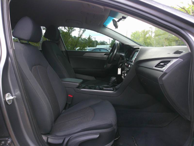 Used 2019 Hyundai Sonata SE FWD image 18