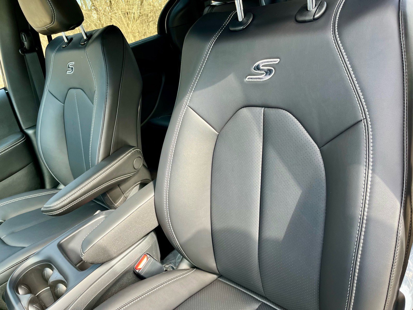 New 2026 Chrysler Pacifica Select image 15