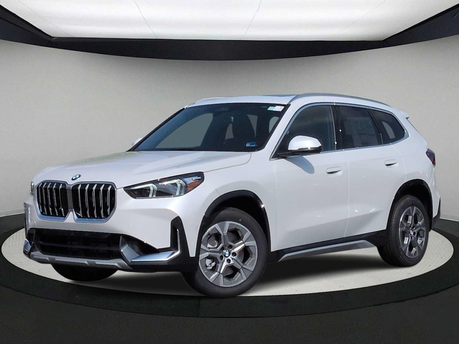New 2026 BMW X1 xDrive28i w/ Convenience Package