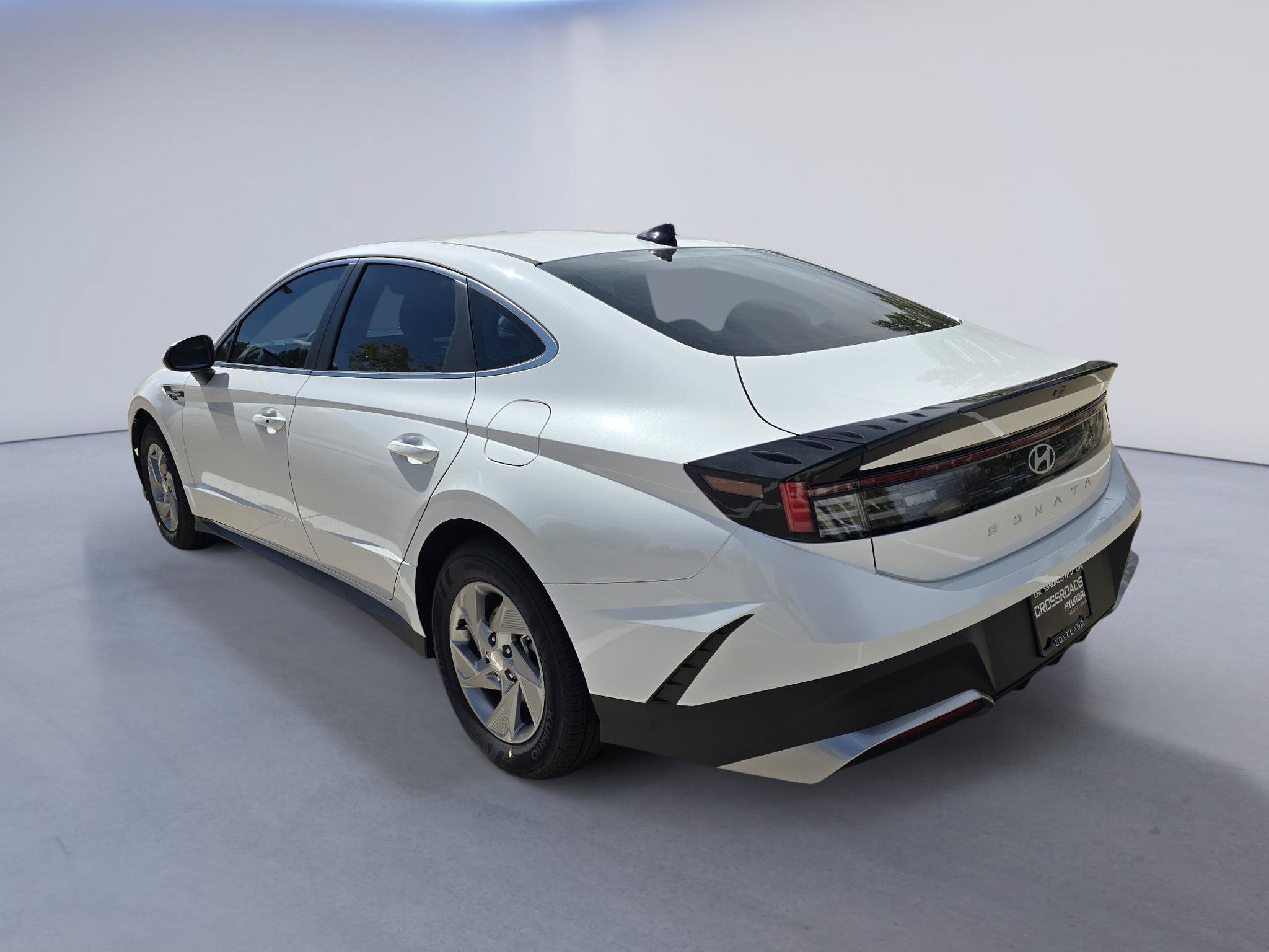 New 2026 Hyundai Sonata SE FWD image 3