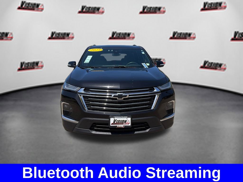 Used 2023 Chevrolet Traverse LT AWD/4WD image 2