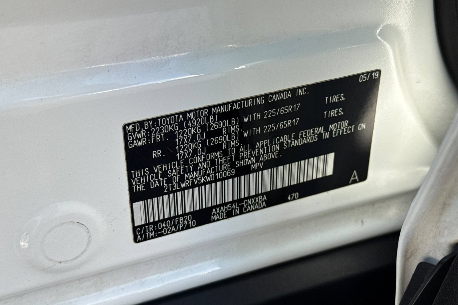 Used 2019 Toyota RAV4 LE w/ All Weather Liner Package AWD/4WD image 29