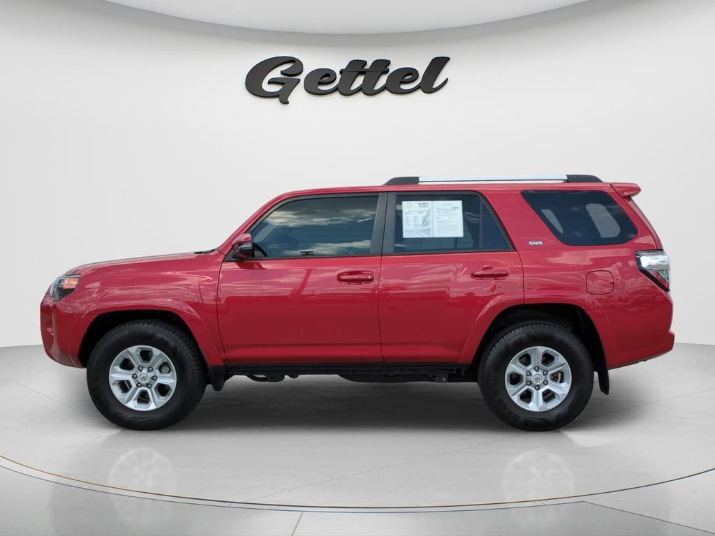 Used 2021 Toyota 4Runner SR5 Premium w/ Moonroof Package AWD/4WD image 8