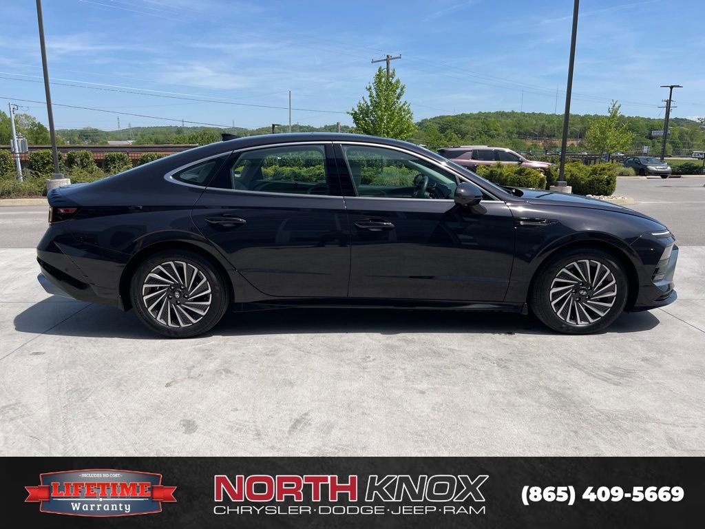 Used 2024 Hyundai Sonata Limited FWD image 22