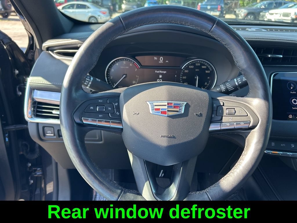 Used 2023 Cadillac XT4 Luxury w/ Cold Weather Package FWD image 17
