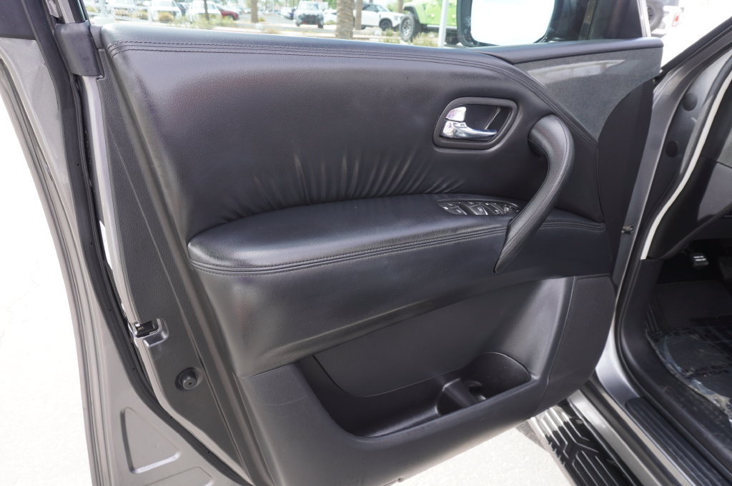 Certified 2022 Nissan Armada SV w/ SV Appearance Package RWD image 15