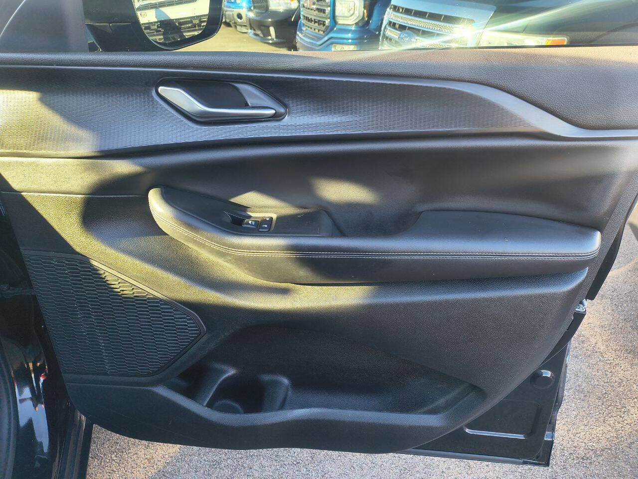 Used 2024 Jeep Grand Cherokee L Altitude image 23