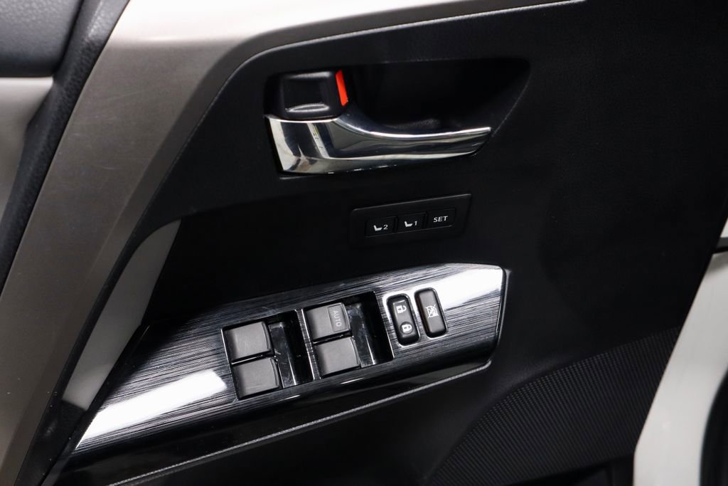 Used 2018 Toyota RAV4 Limited w/ All Weather Liner Package AWD/4WD image 23