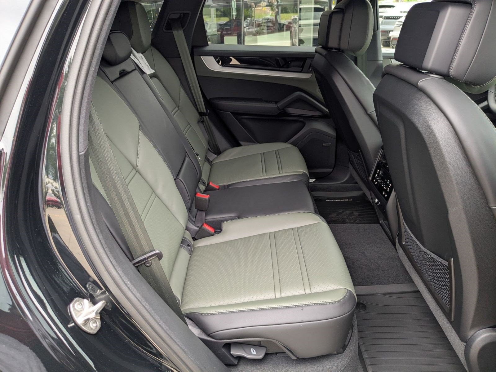 New 2026 Porsche Cayenne S AWD/4WD image 22