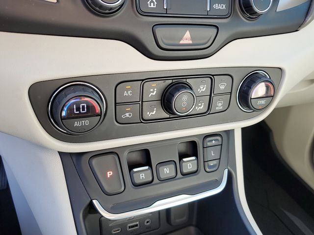 Used 2019 GMC Terrain Denali w/ Advanced Safety Package image 28