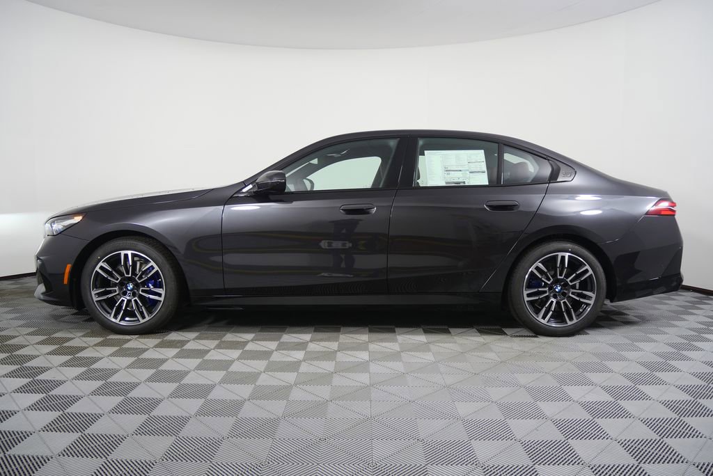 New 2026 BMW 530i xDrive w/ M Sport Package AWD/4WD image 6