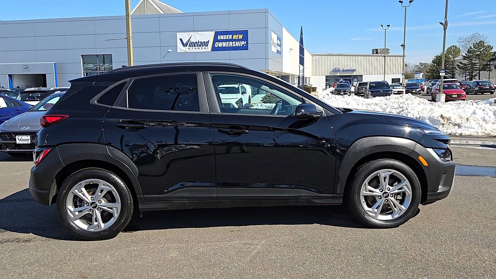 Certified 2023 Hyundai Kona SEL image 9