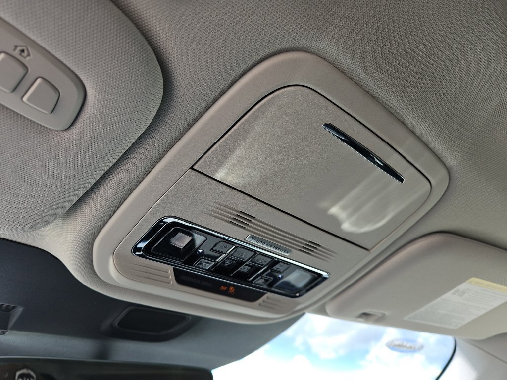 New 2025 Lincoln Aviator 2WD w/ Jet Appearance Package image 27