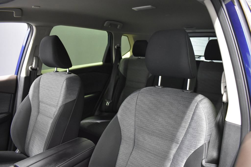 Certified 2023 Nissan Rogue SV image 16